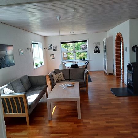 Bjergby Sonderbo Feriehus ภายนอก รูปภาพ