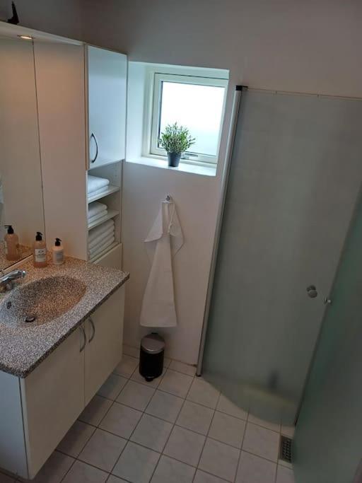 Bjergby Sonderbo Feriehus ภายนอก รูปภาพ